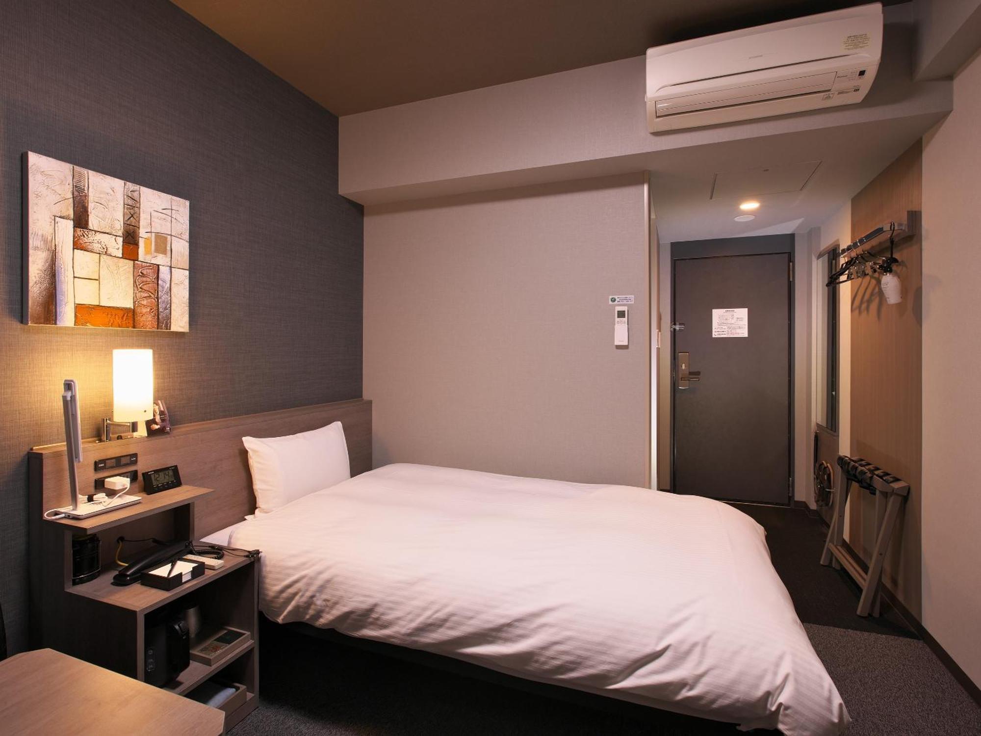 Hotel Route-Inn Toyama Ekimae Ngoại thất bức ảnh