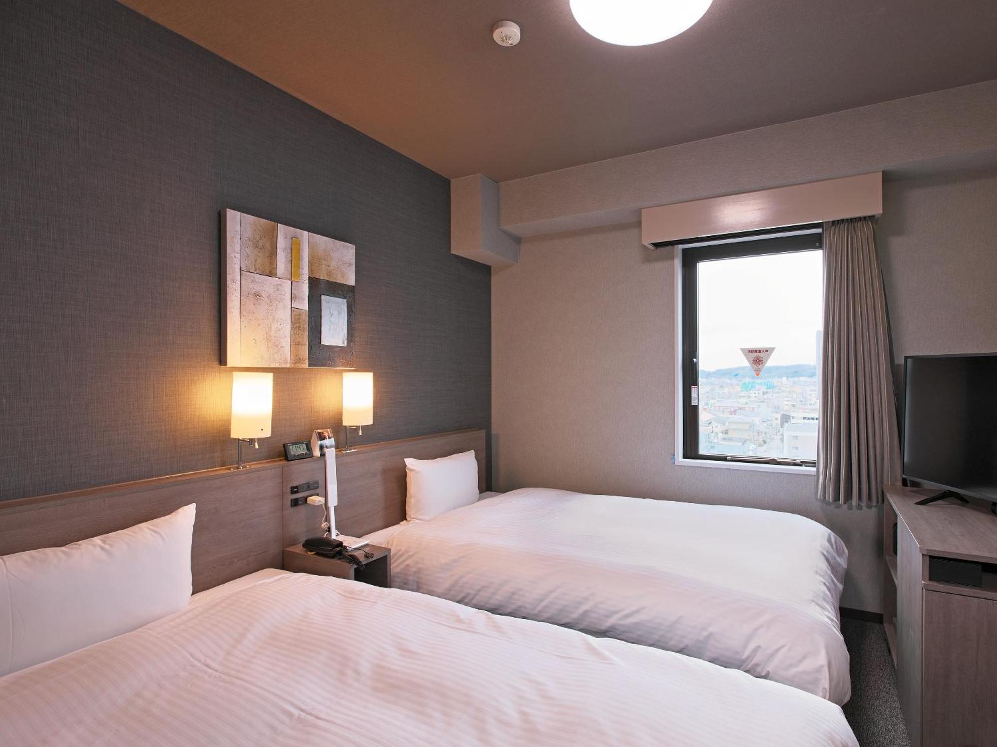 Hotel Route-Inn Toyama Ekimae Ngoại thất bức ảnh